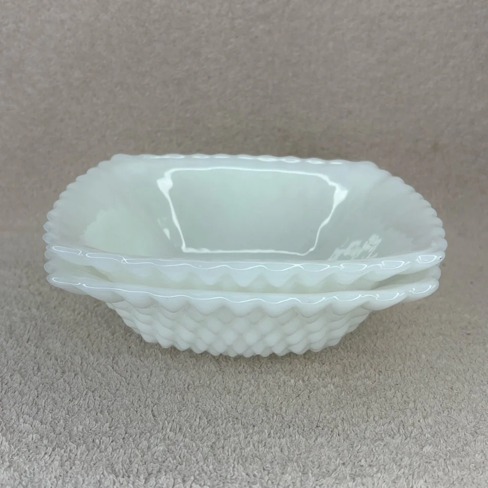 Vintage Milk Glass Square Bowls Set of 2 White Diamond Hobnail Pattern Retro VTG